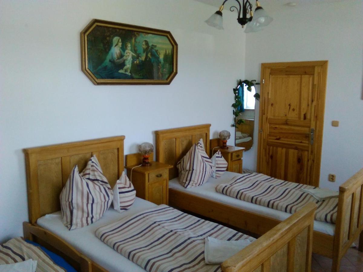 Pension Otevek Trhove Sviny Exterior photo